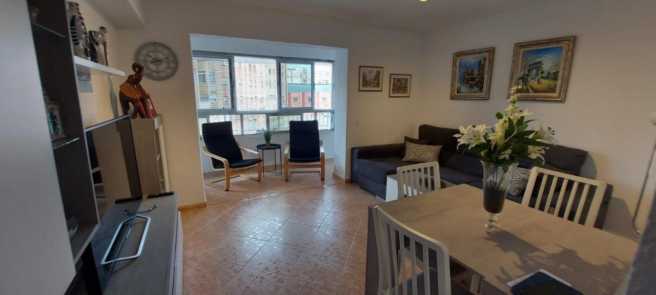Apartamento Velazquez Μάλαγα Εξωτερικό φωτογραφία